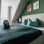 Luga Homes - Rosental