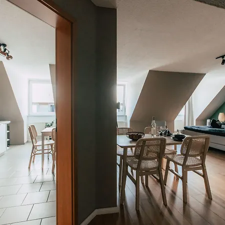 Luga Homes - Rosental Apartament