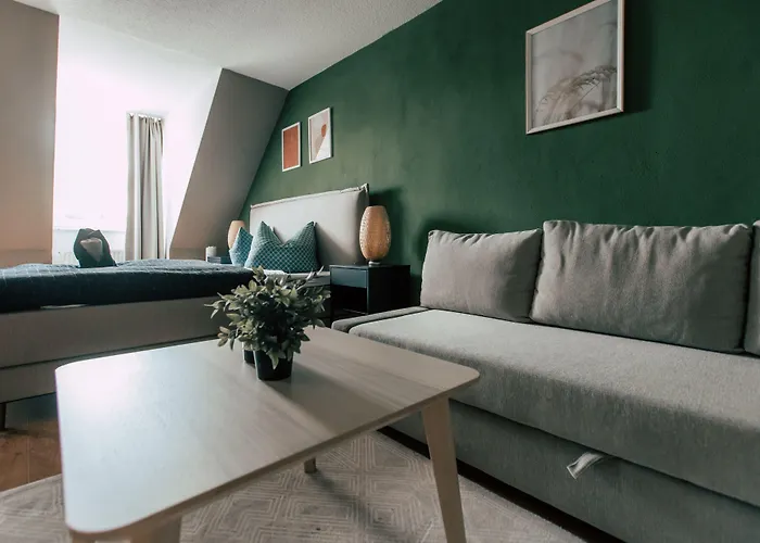 Luga Homes - Rosental Apartament