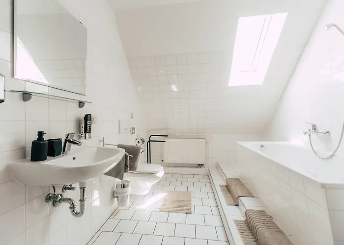 Luga Homes - Rosental Apartament